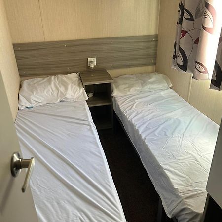 Lido Beach Caravan Prestatyn Luaran gambar