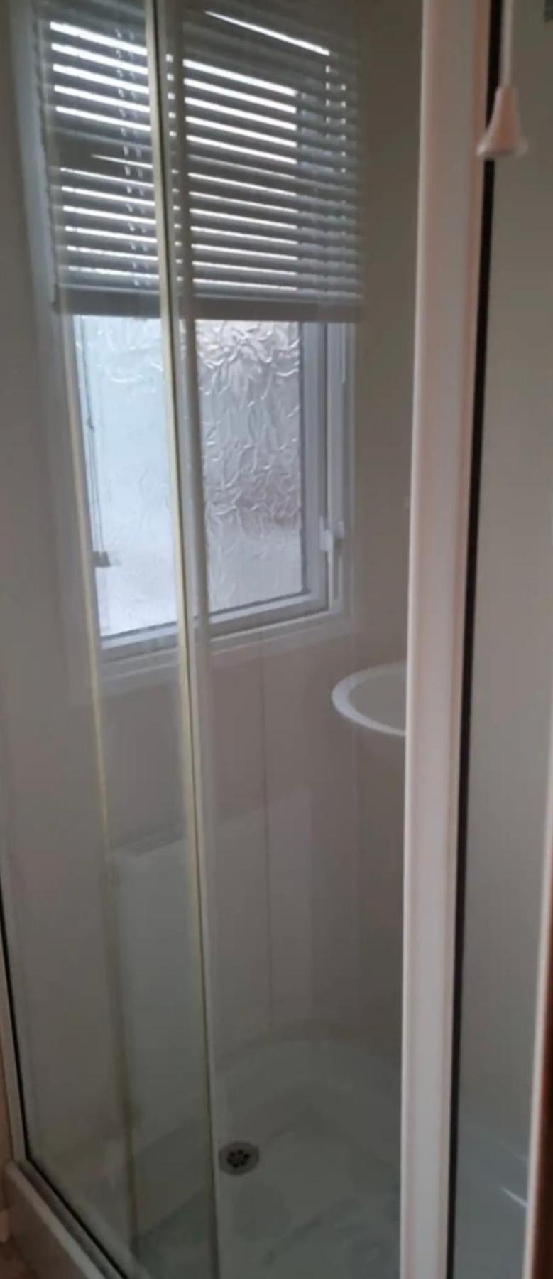 Lido Beach Caravan Prestatyn Luaran gambar
