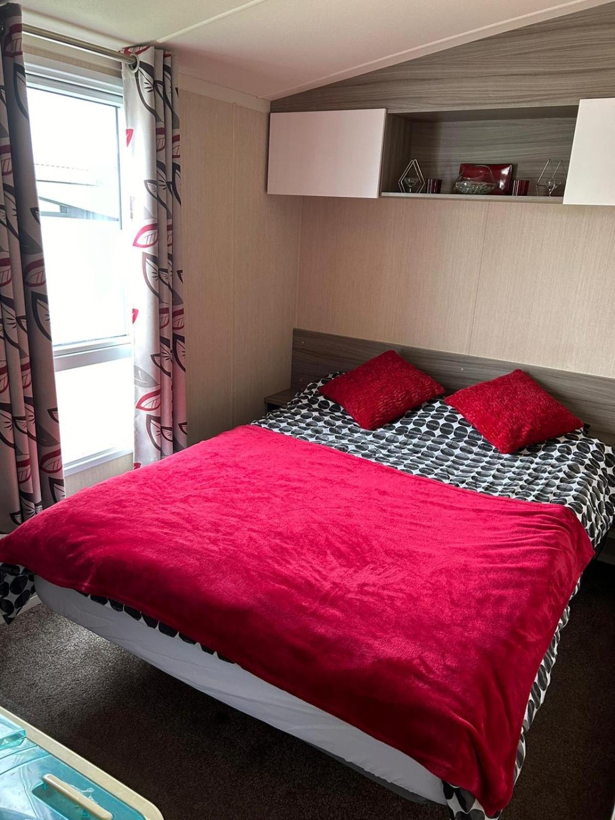 Lido Beach Caravan Prestatyn Luaran gambar