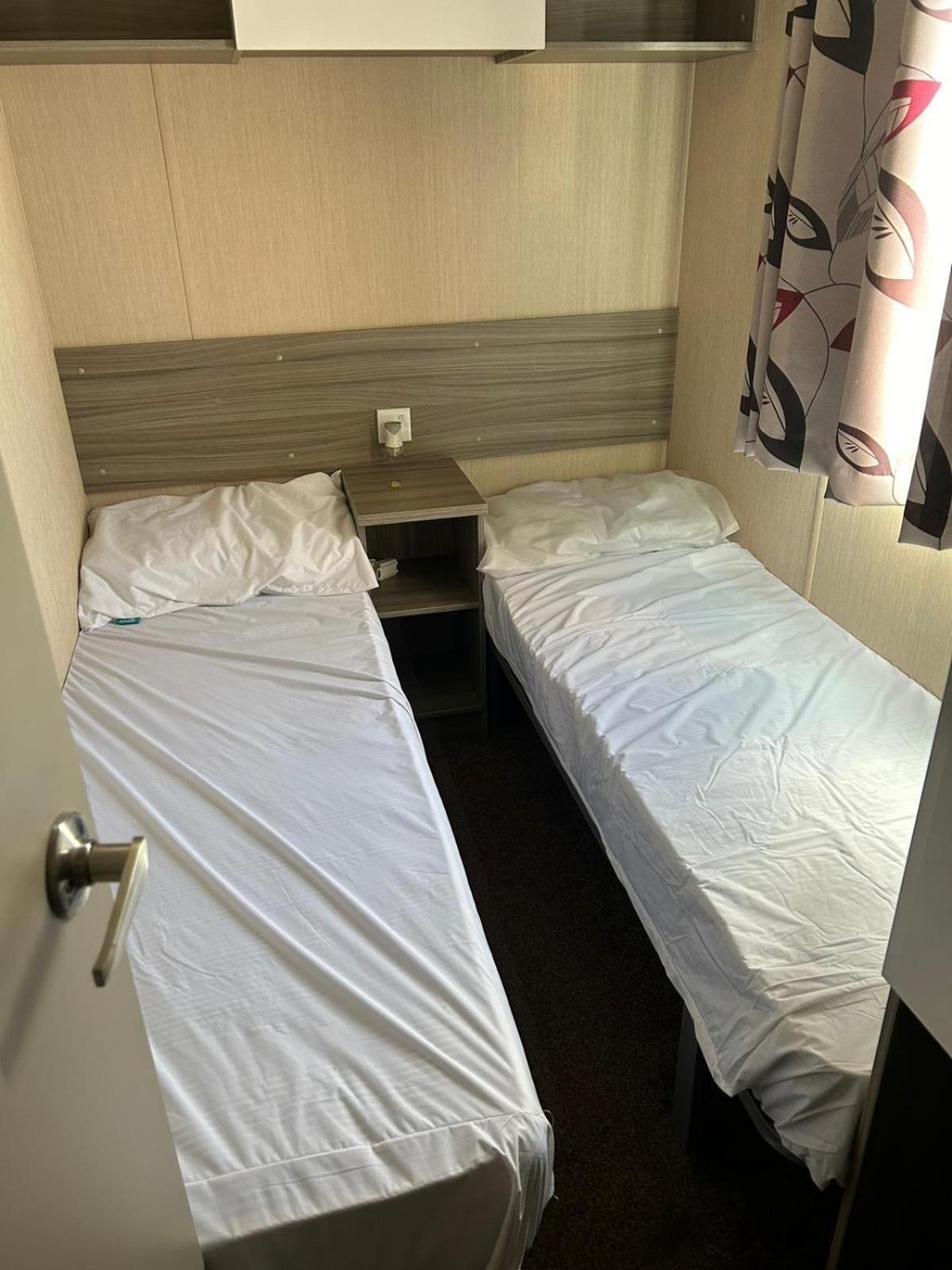Lido Beach Caravan Prestatyn Luaran gambar